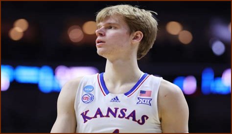 Exploring the Family and Ethnicity of Gradey Dick: An Insight into Bart and Carmen Dick, the Parents